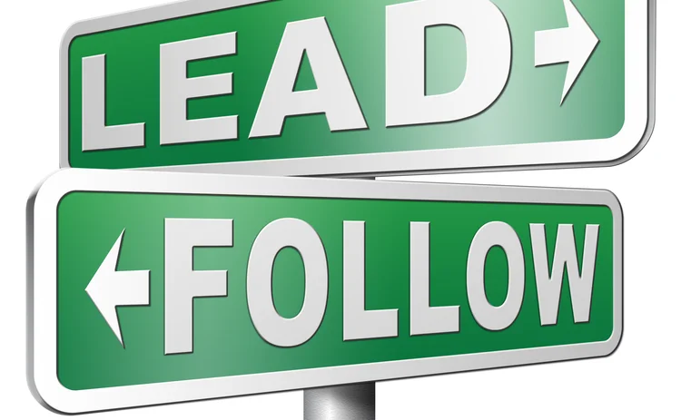 lead-follow-sign